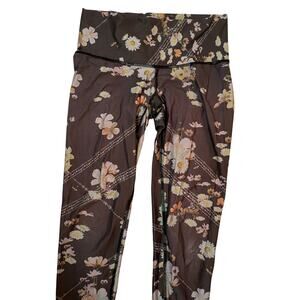 EUC Teeki leggings floral w fox sz S activewear yoga lightweight